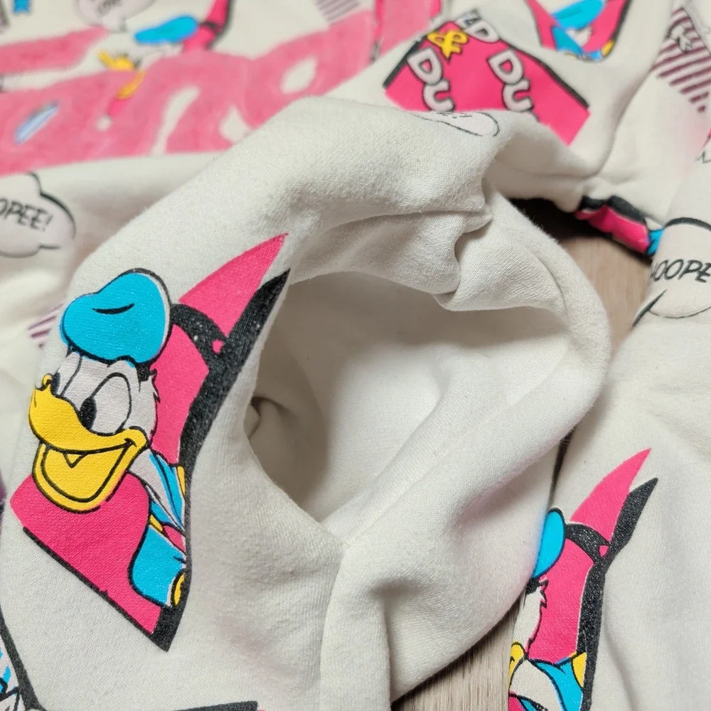 Rare Vintage Y2K Donald Daisy Duck Comic Print Sweatshirt Fang! Patch XL Pockets